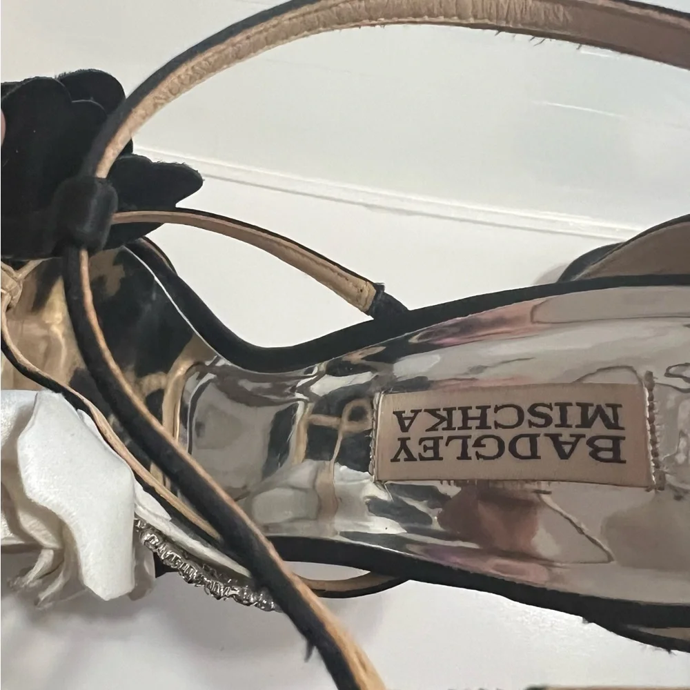 Badgley Mischka dressy shoes - Picture 7 of 9